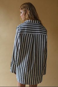 SVĪTRAINS LINA KREKLS