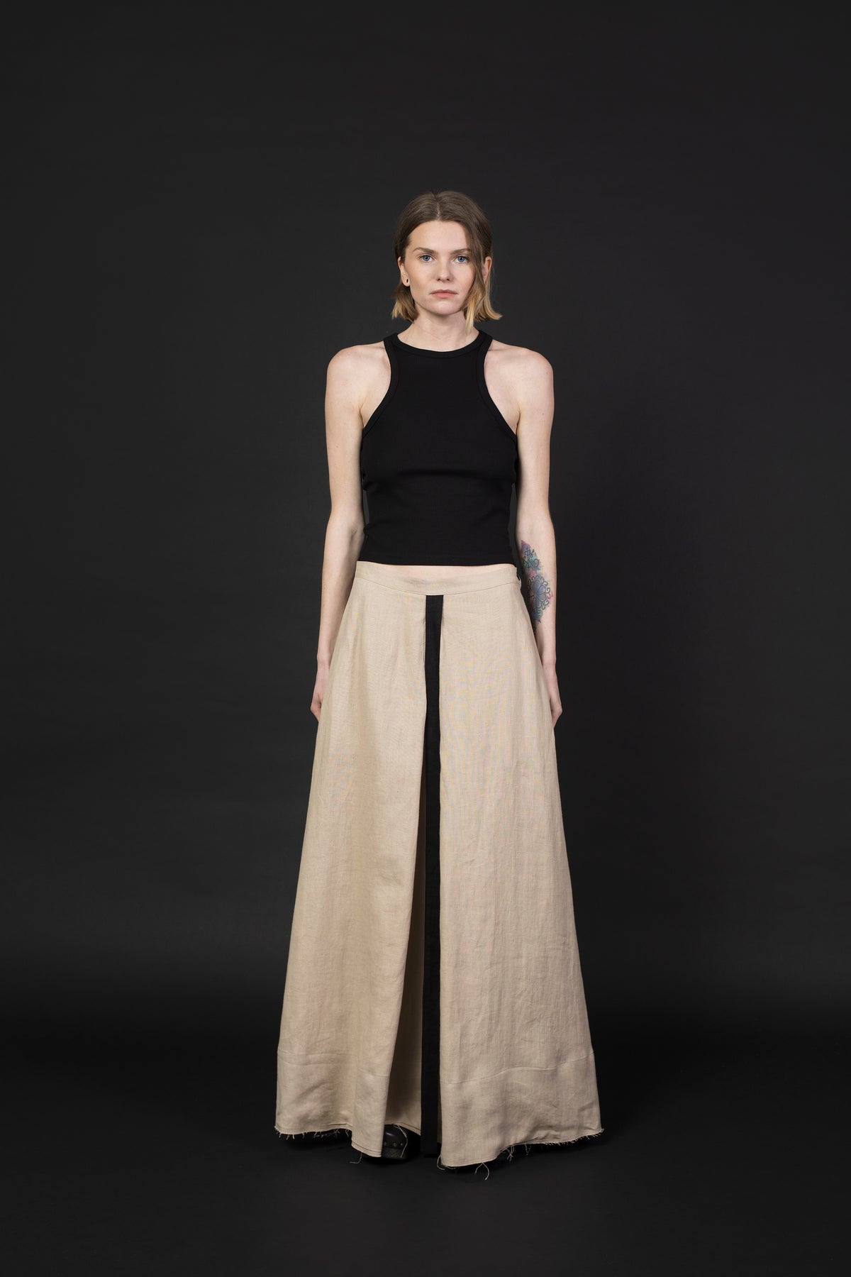 LINEN SKIRT WITH STRAPS