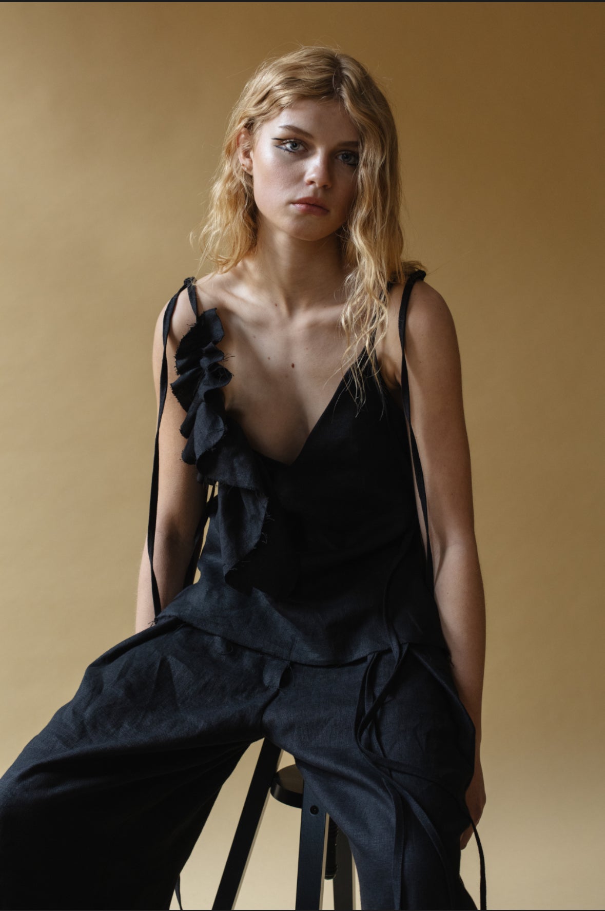 LINEN TROUSERS