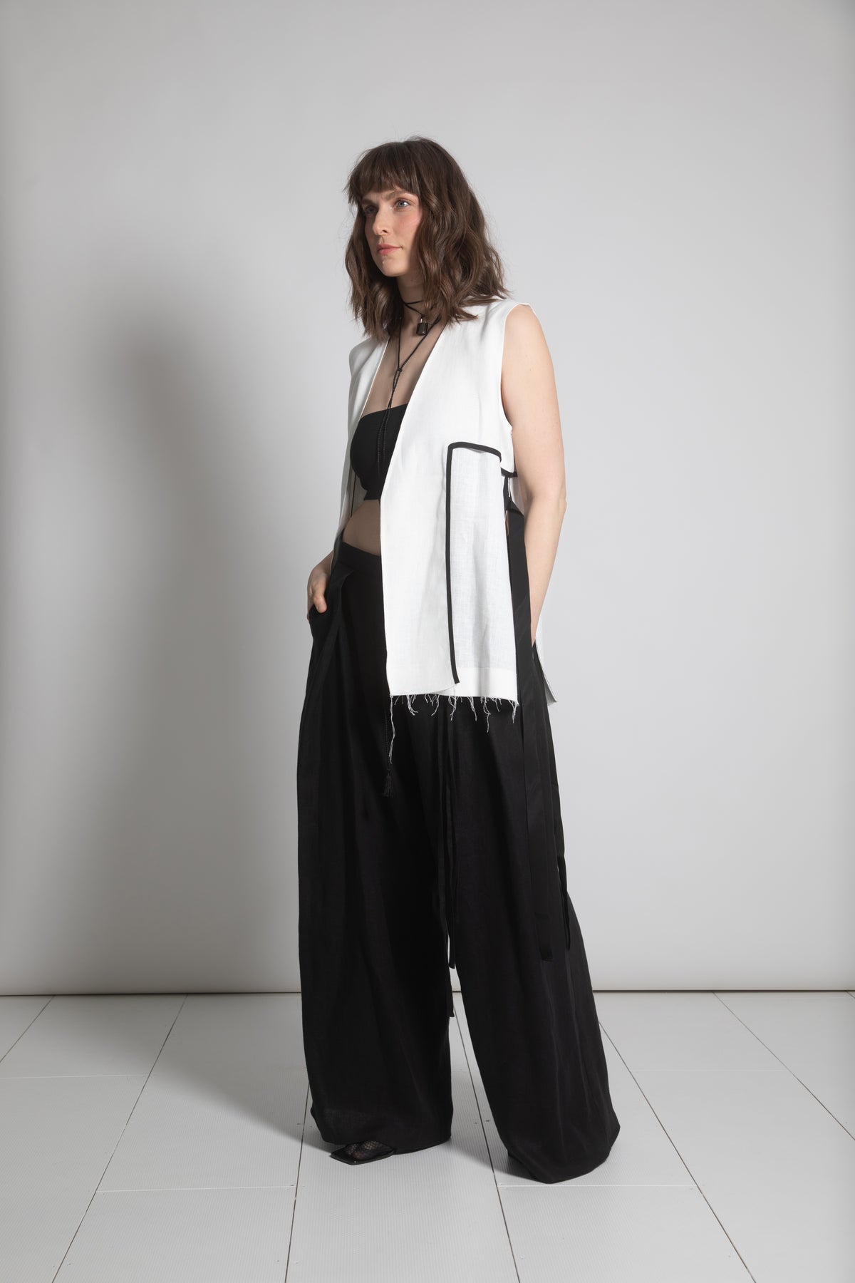 LINEN TROUSERS
