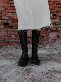 PUFF SLEEVE DRESS