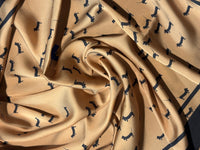 BROWN SCARF WITH GUNĀRS FIGURES