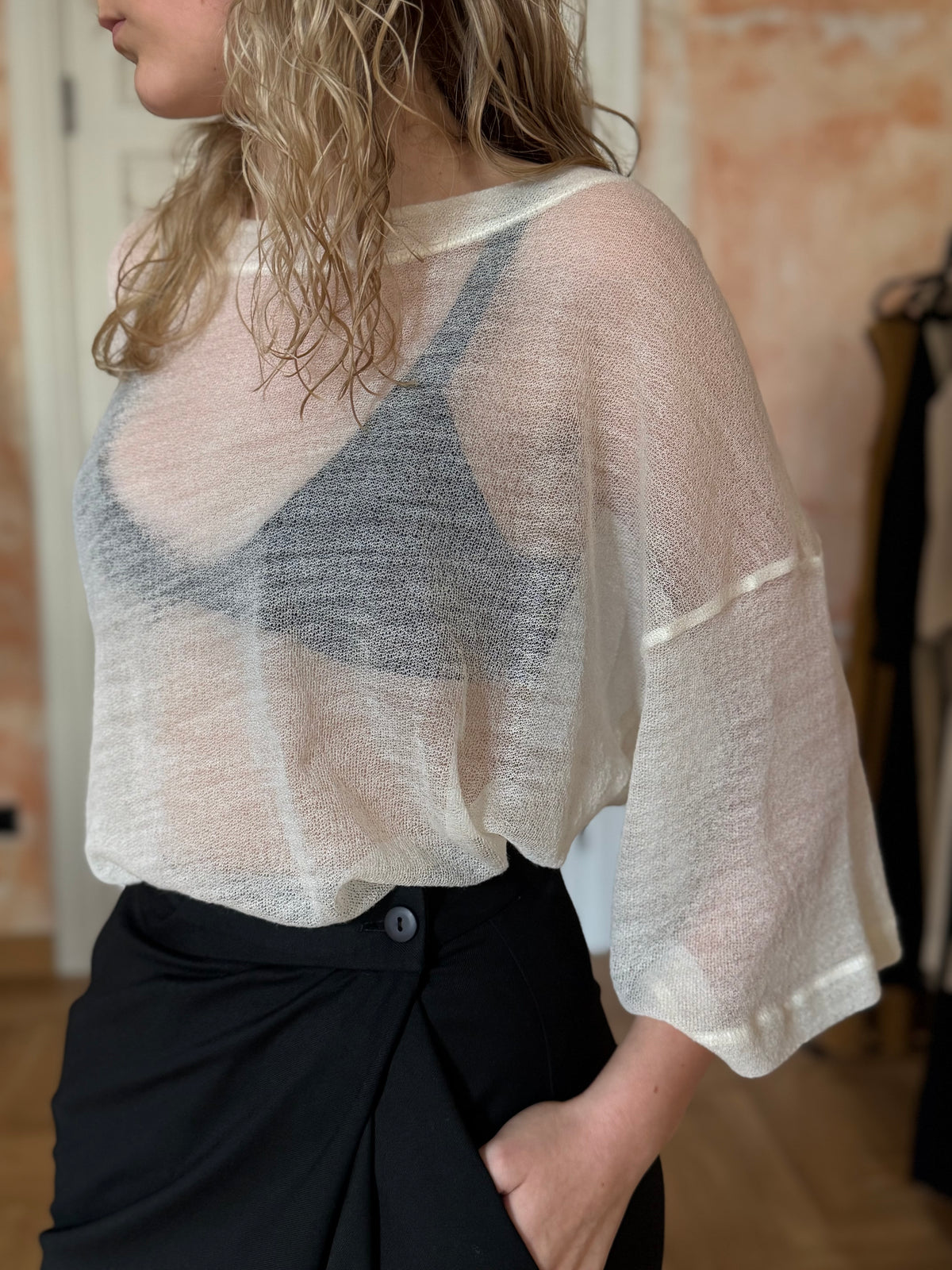 SHEER WOOL KNIT TOP