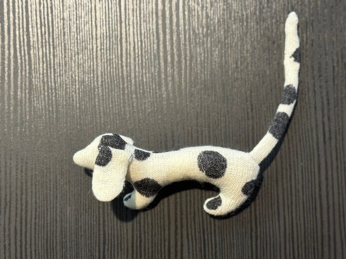 DOTTED MINI GUNĀRS BROOCH