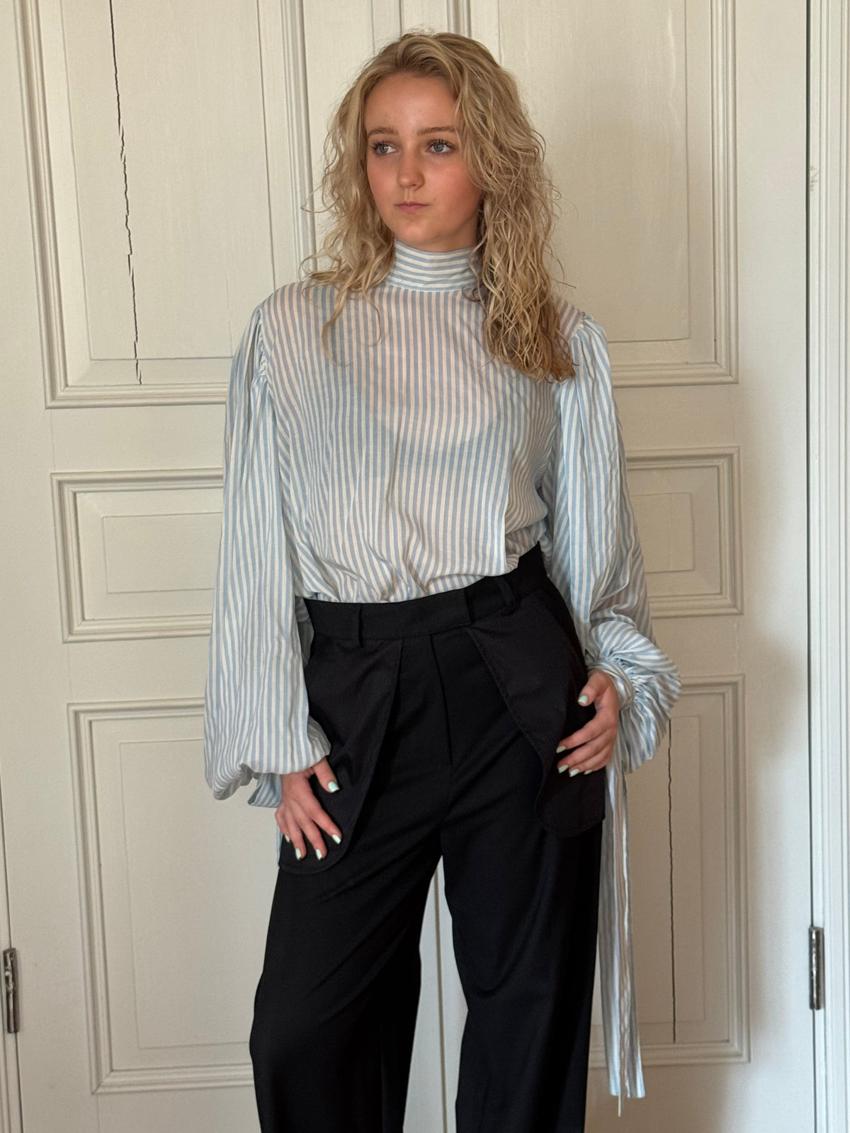 STRIPED BLOUSE