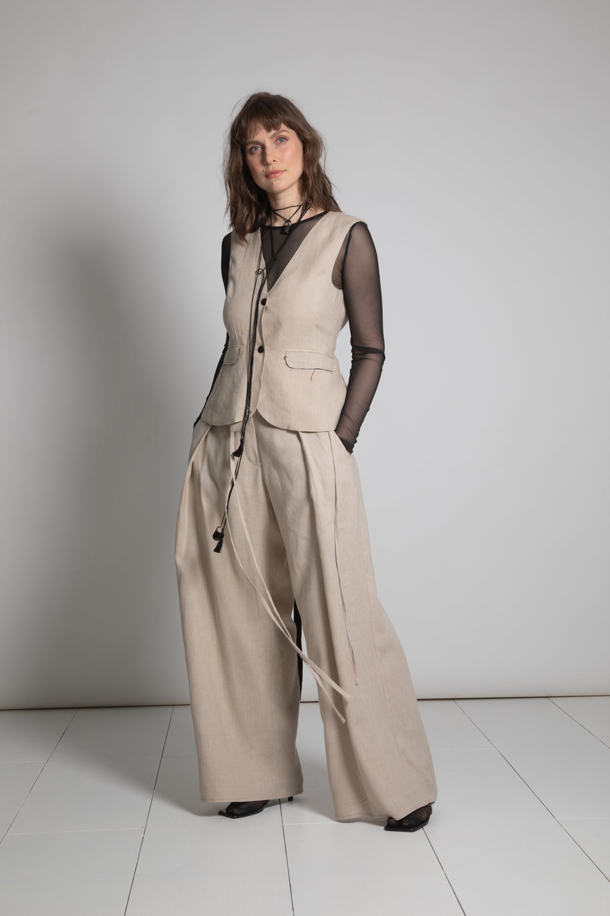 LINEN TROUSERS