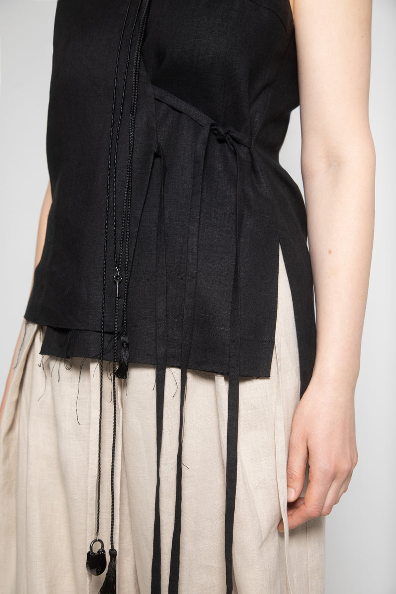 ASYMMETRIC VEST