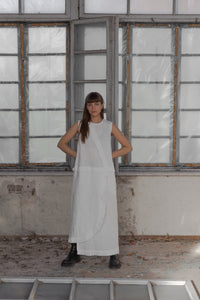 RUFFLED DRESS